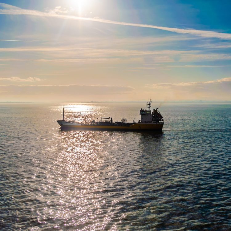 postcardtrip-sea-4716426